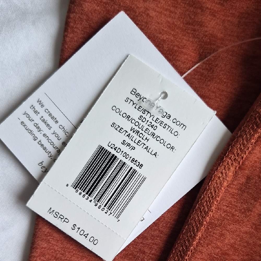 Beyond Yoga Warm Rust Flare Leggings NWT - Picture 2 of 5